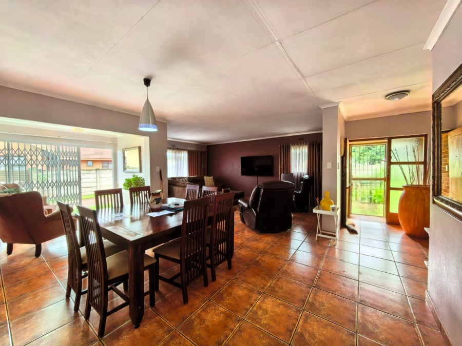 3 Bedroom Property for Sale in Vaalpark Free State